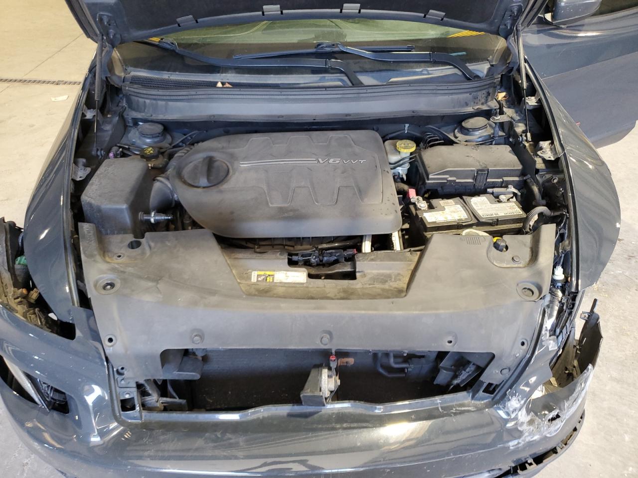 2016 Jeep Cherokee Latitude VIN: 1C4PJMCS2GW321223 Lot: 80162555