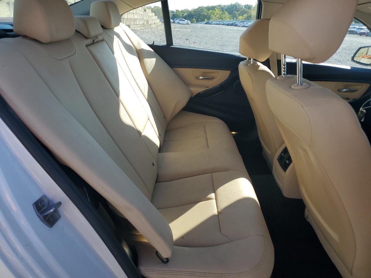 2018 BMW 320 I VIN: WBA8E1G51JNU90249 Lot: 71231385