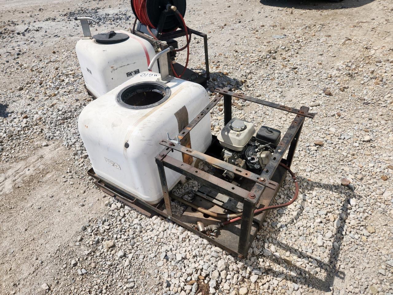 OTHER SPRAYER 2008. Lot# 80412805. VIN MG10. Photo 1