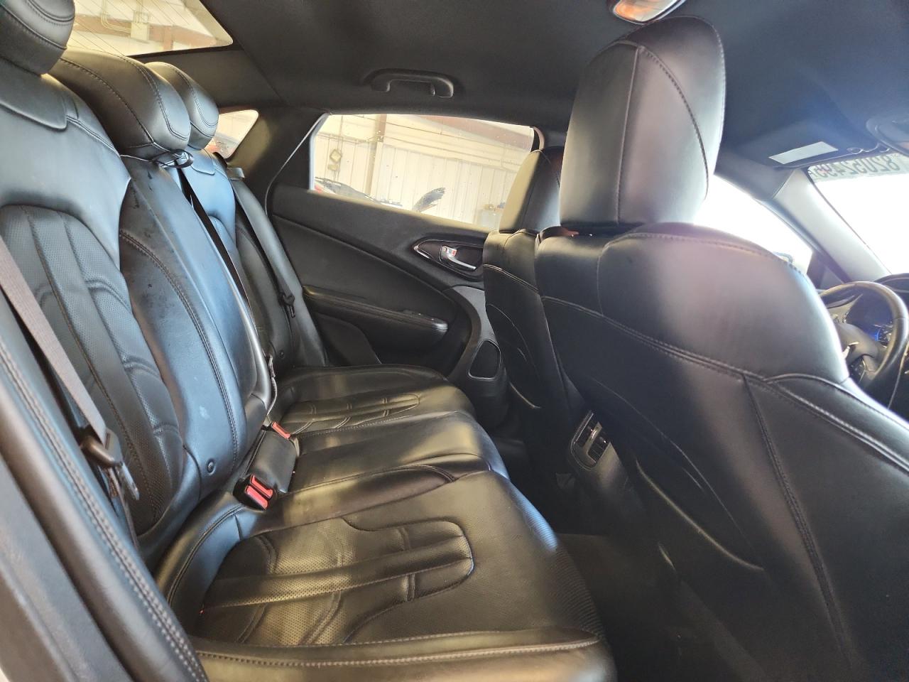 2015 Chrysler 200 S VIN: 1C3CCCBB6FN646955 Lot: 82052495