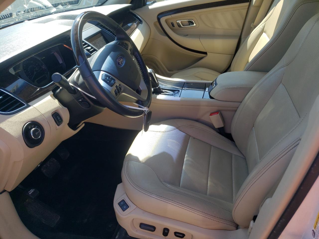 2015 Ford Taurus Limited VIN: 1FAHP2F85FG208761 Lot: 81476175