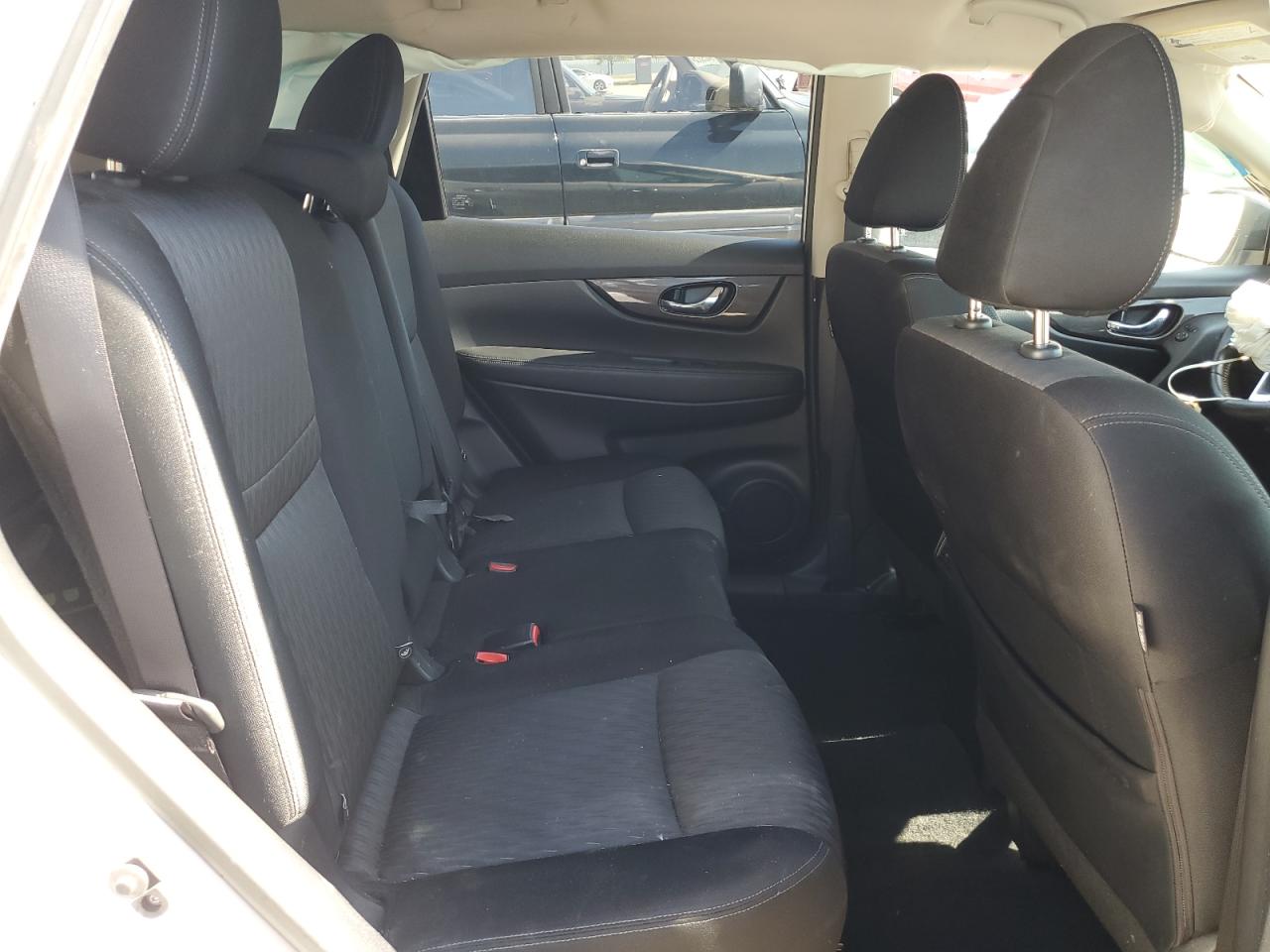 2019 Nissan Rogue S VIN: JN8AT2MV7KW394419 Lot: 84238805