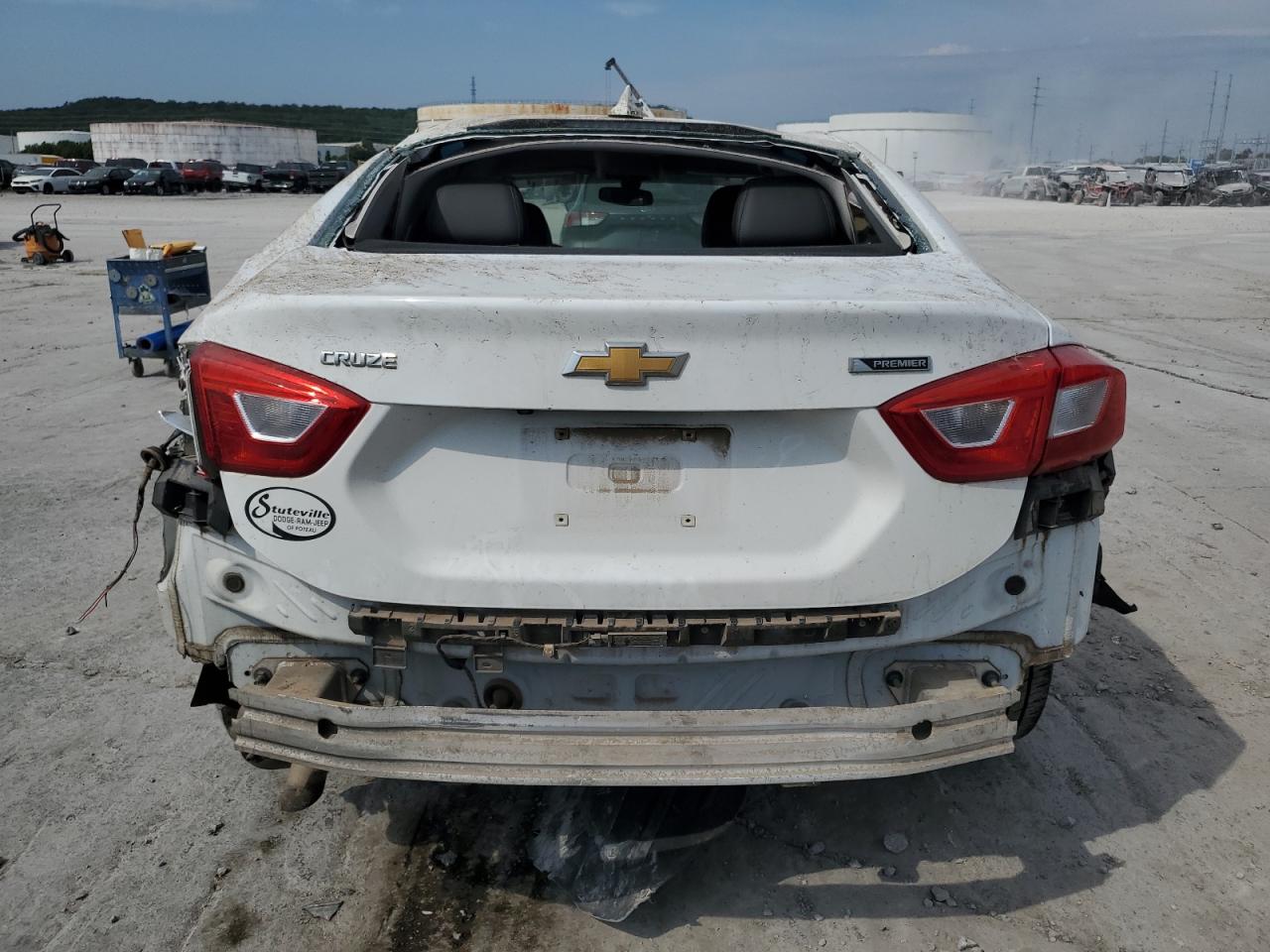 2017 Chevrolet Cruze Premier VIN: 1G1BF5SM1H7260858 Lot: 80539275