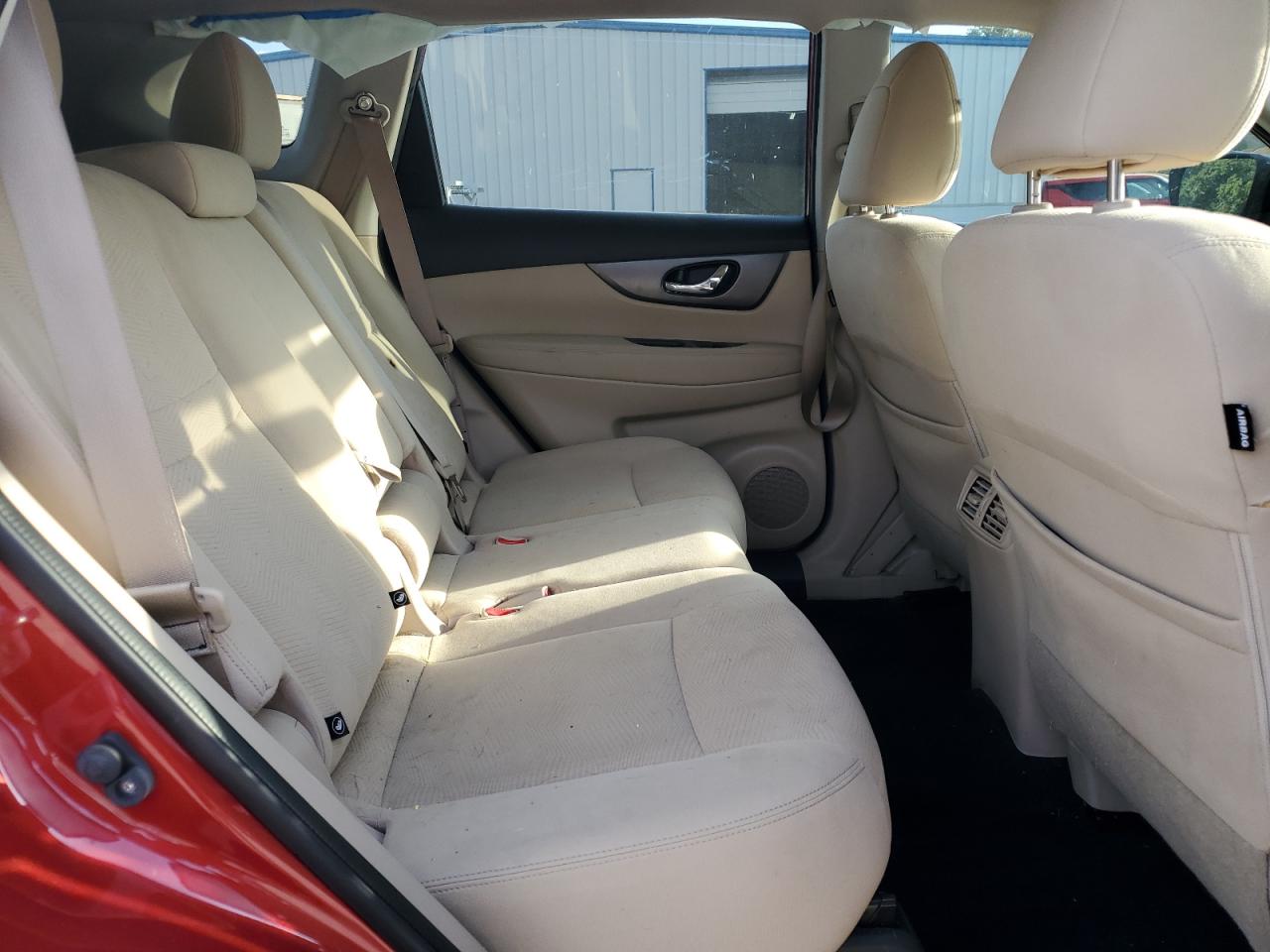 2016 Nissan Rogue S VIN: KNMAT2MT9GP685645 Lot: 81644375