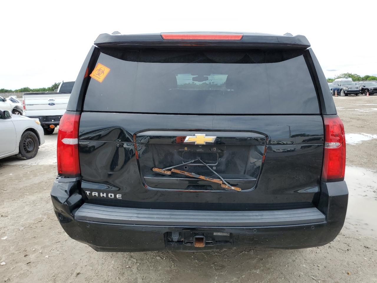 2018 Chevrolet Tahoe C1500 Ls VIN: 1GNSCAKC2JR392304 Lot: 81493075