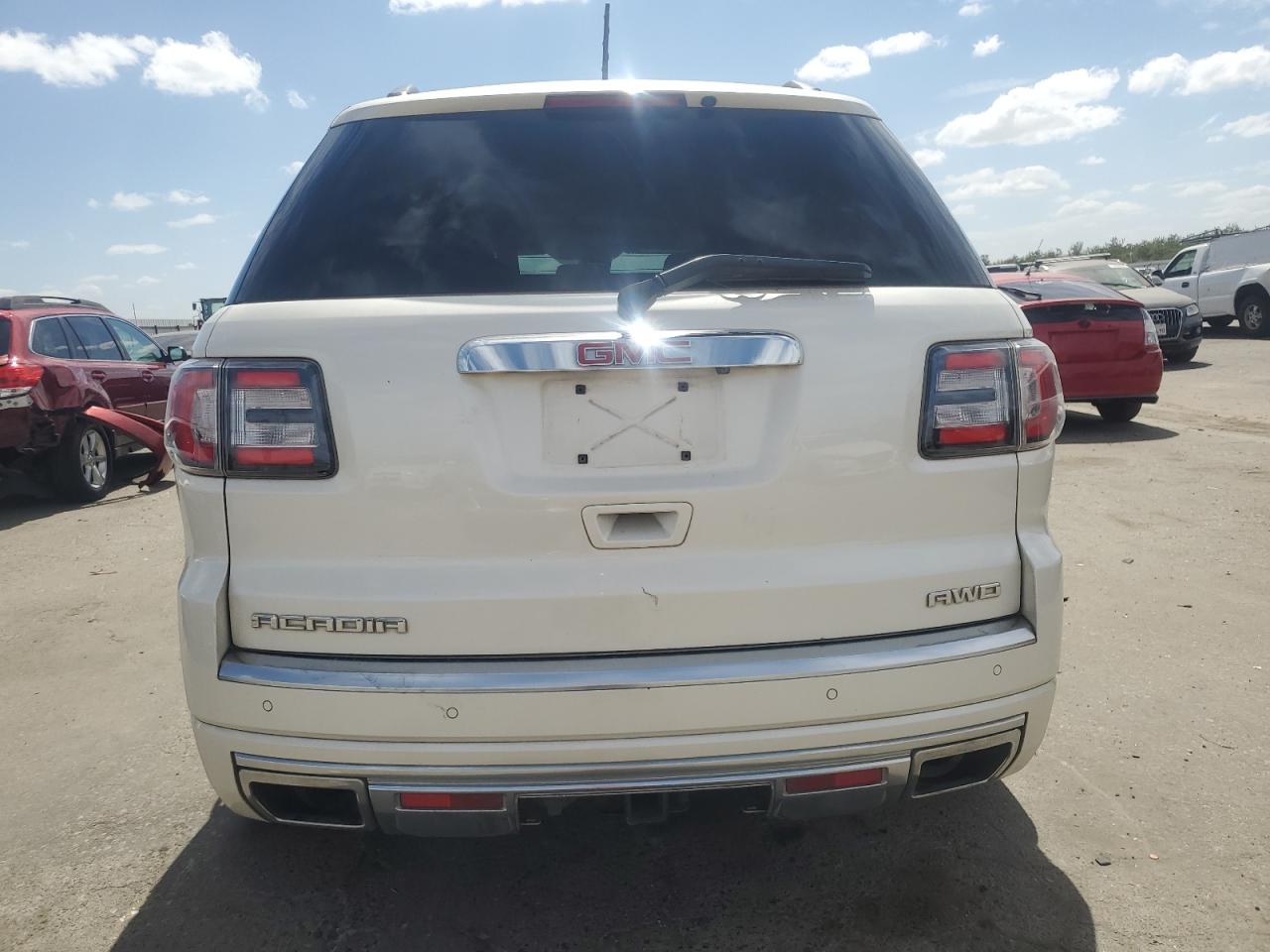 2015 GMC Acadia Denali VIN: 1GKKVTKD8FJ304700 Lot: 71934165