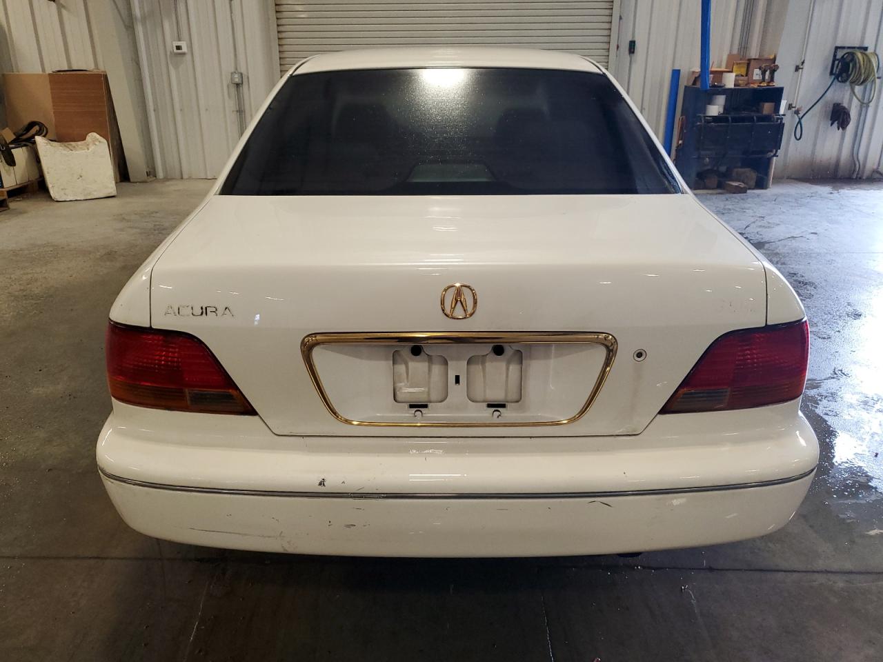 1998 Acura 3.5Rl VIN: JH4KA9640WC012384 Lot: 84588355