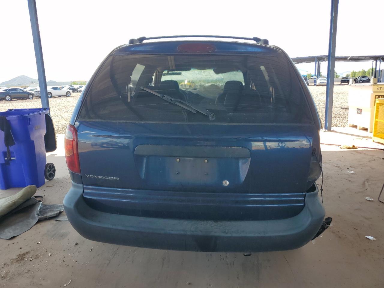 2001 Chrysler Voyager VIN: 1C4GJ25351B120098 Lot: 80496045