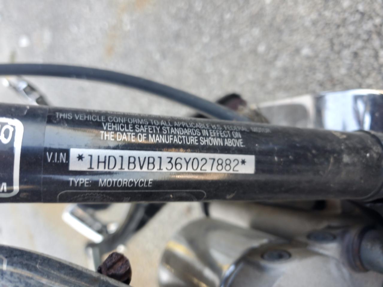 2006 Harley-Davidson Fxsti VIN: 1HD1BVB136Y027882 Lot: 81152195