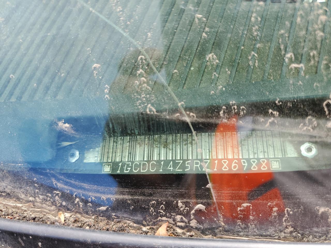 1994 Chevrolet Gmt-400 C1500 VIN: 1GCDC14Z5RZ186988 Lot: 84649305