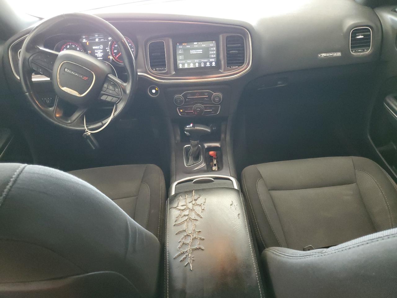 2018 Dodge Charger Sxt VIN: 2C3CDXBG9JH232263 Lot: 70820005