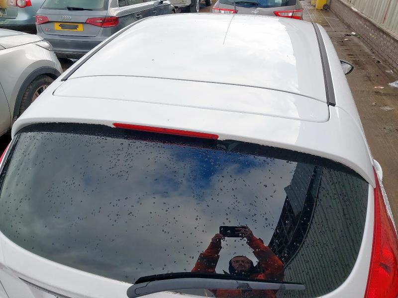 2012 FORD FIESTA TITANIUM 