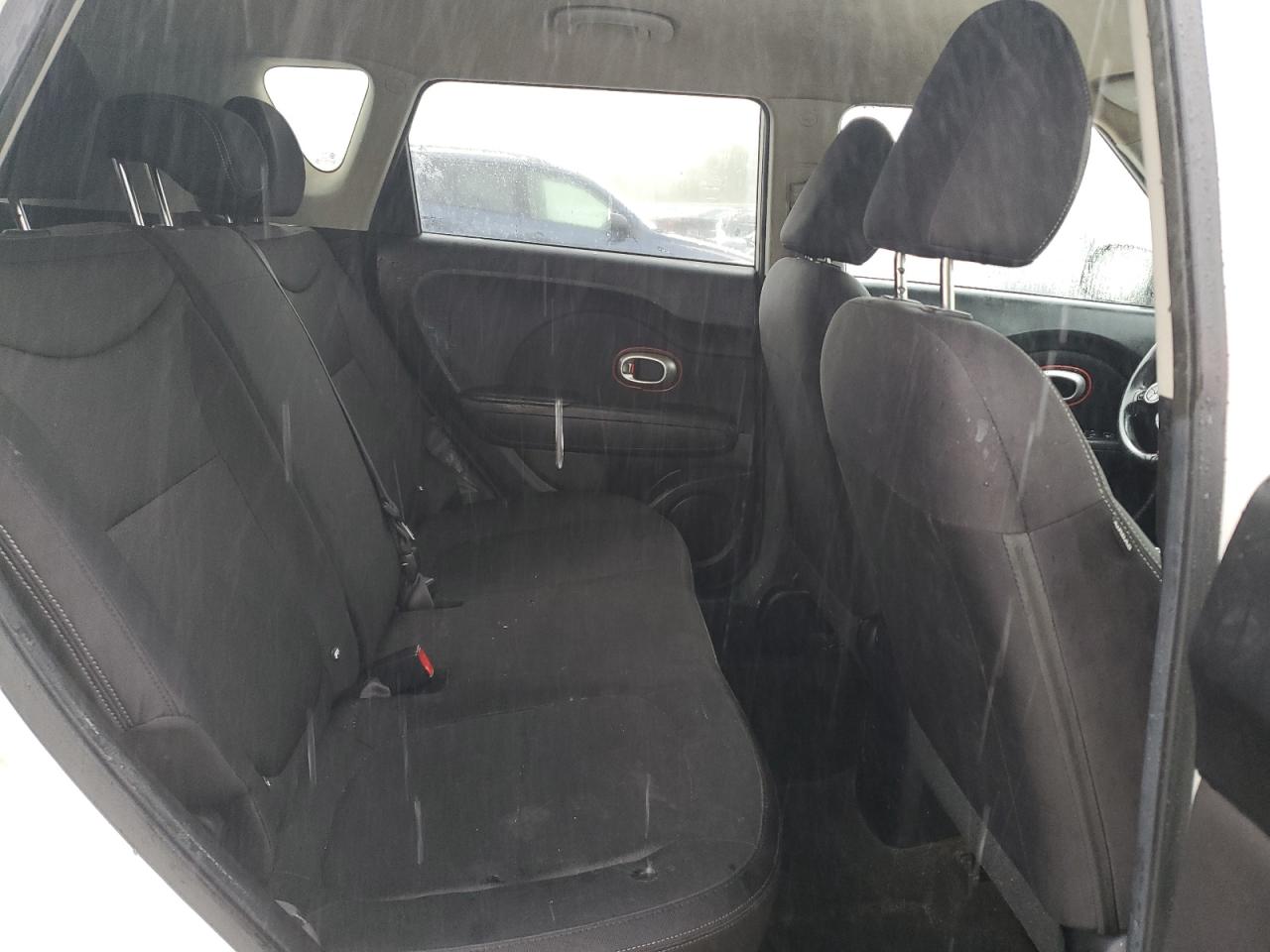 2015 Kia Soul VIN: KNDJN2A27F7175301 Lot: 82145525