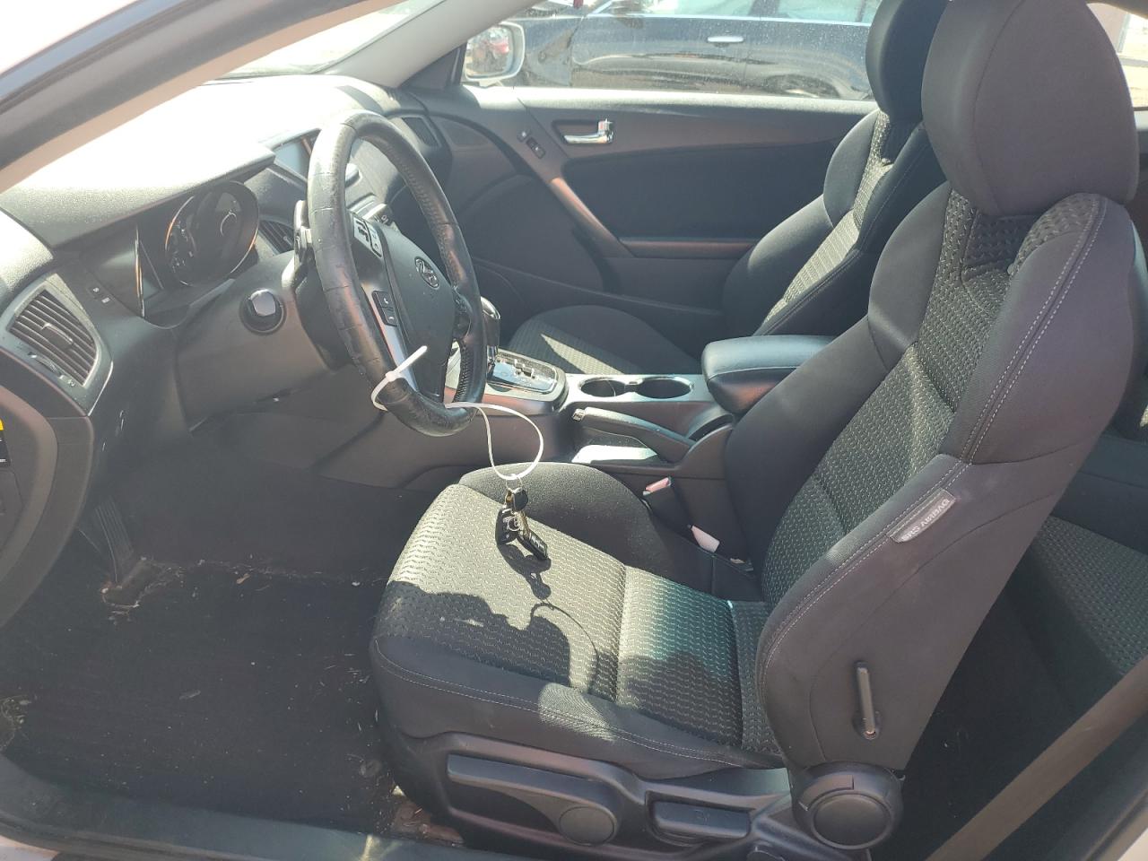 2011 Hyundai Genesis Coupe 2.0T VIN: KMHHT6KD4BU043860 Lot: 71284105