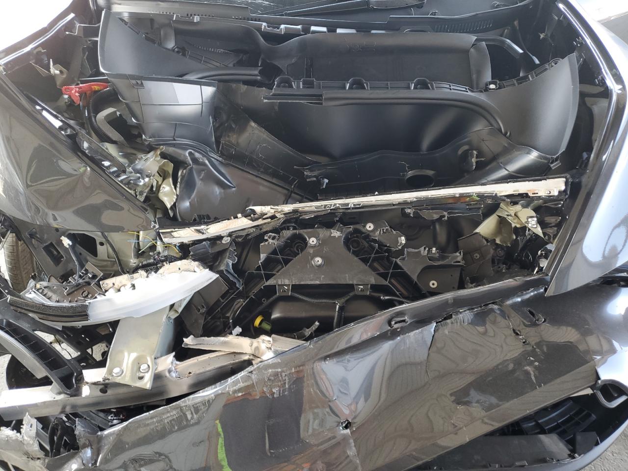 2026 Tesla Model Y VIN: 7SAYGDEE9TF440804 Lot: 82161905