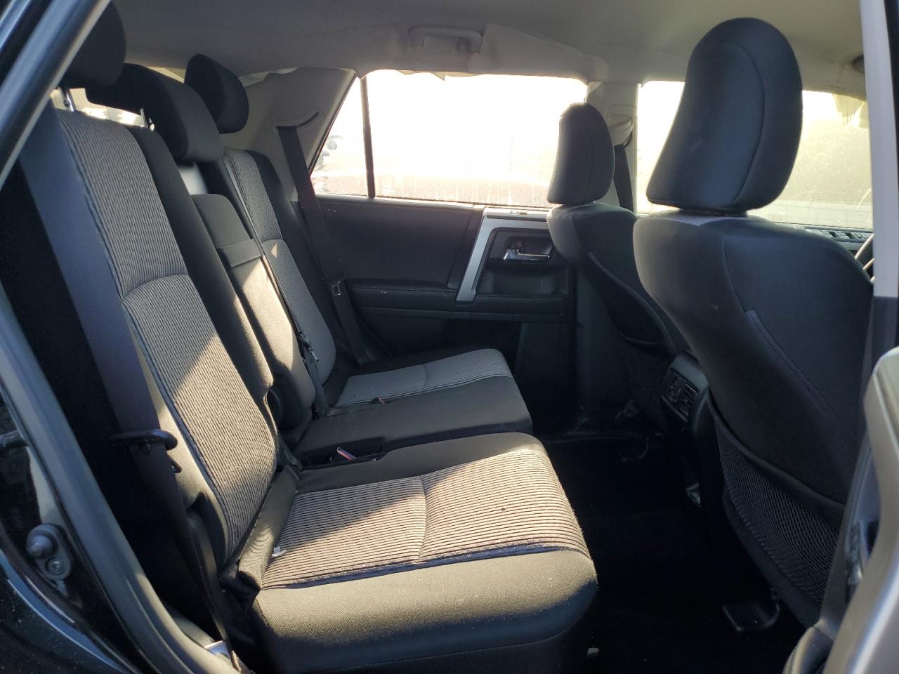 2024 Toyota 4Runner Sr5/Sr5 Premium VIN: JTEMU5JR8R6224767 Lot: 80702975