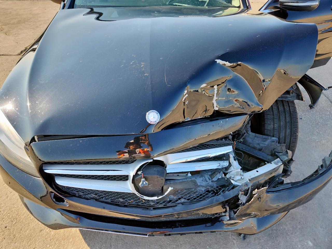 2017 Mercedes-Benz C 300 VIN: 55SWF4JB9HU200239 Lot: 80794695