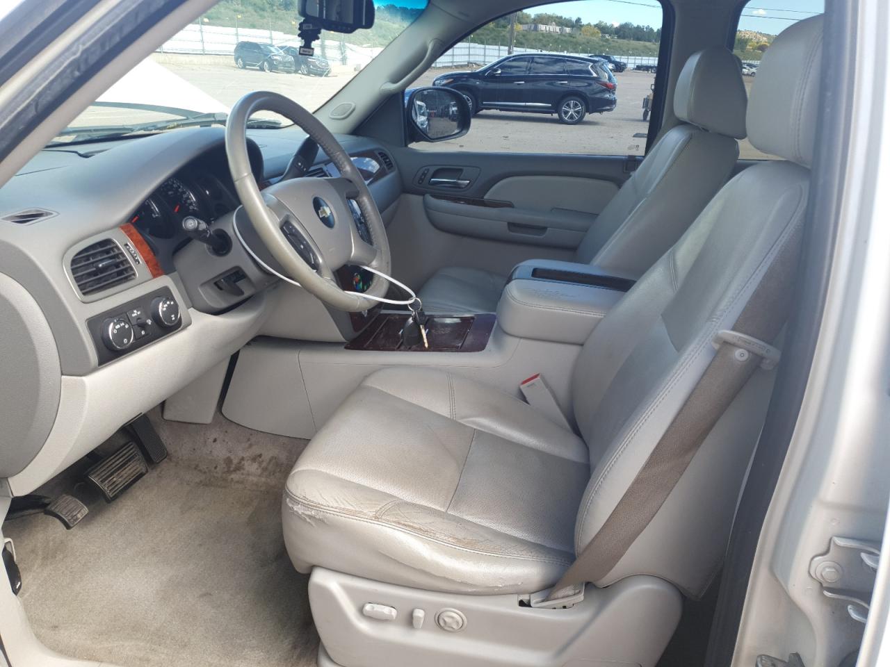 2009 Chevrolet Suburban K1500 Ltz VIN: 1GNFK36319R170097 Lot: 84480485