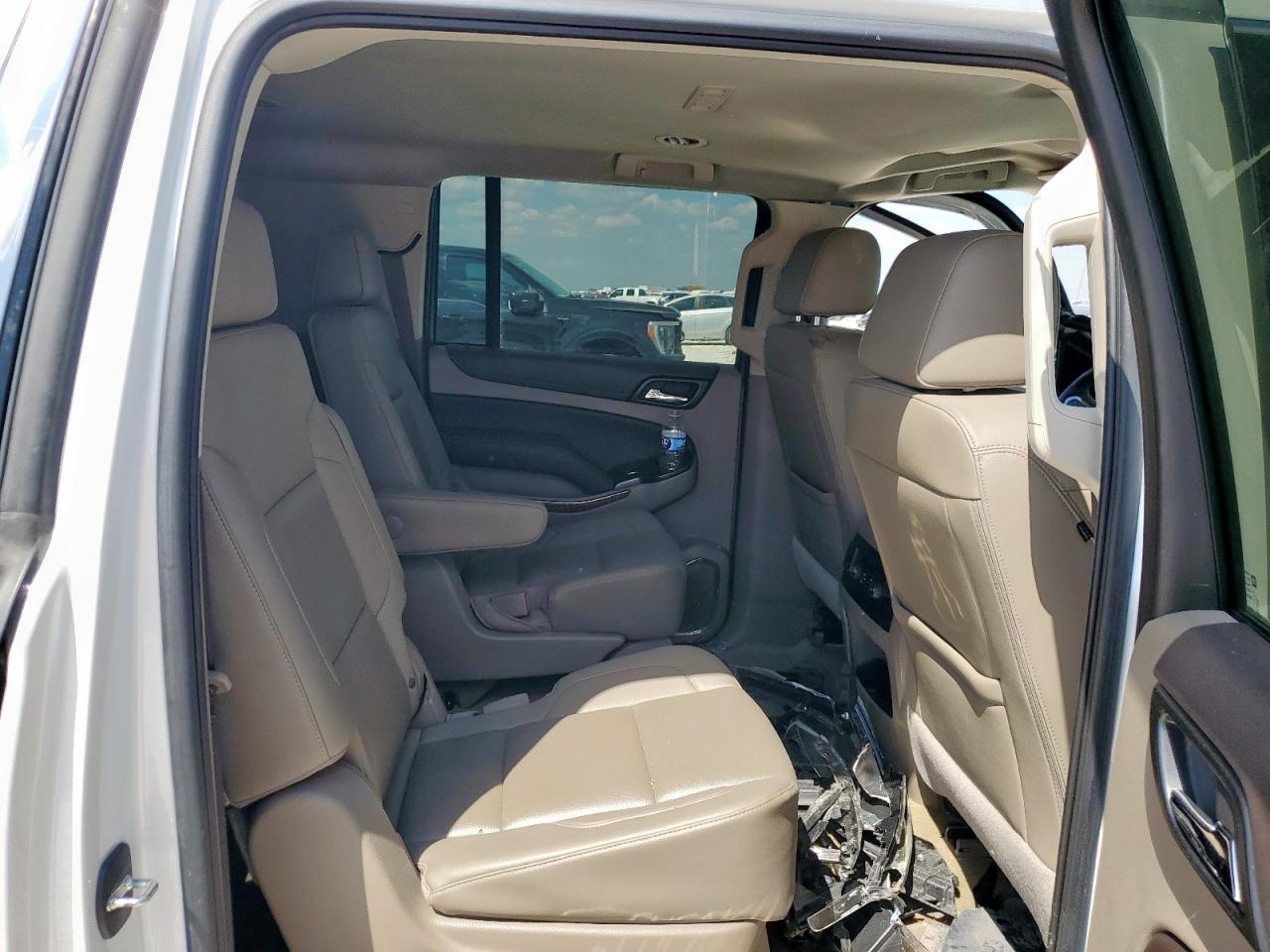 2017 Chevrolet Suburban C1500 Premier VIN: 1GNSCJKC1HR169133 Lot: 84066235