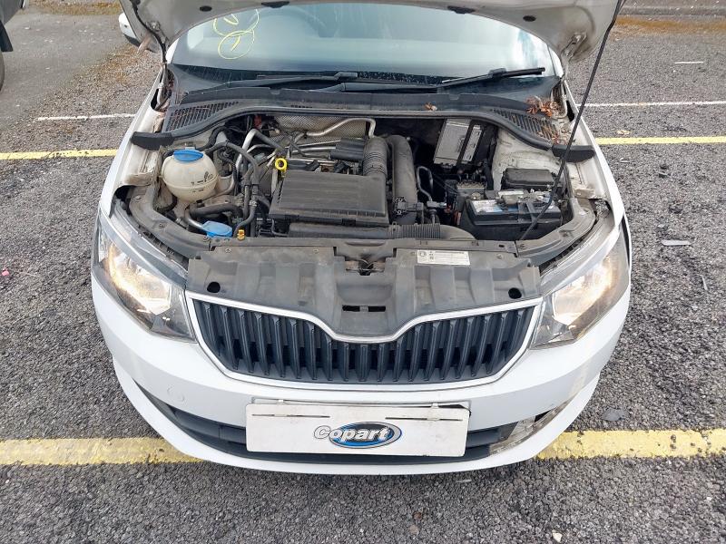 2016 SKODA FABIA SE TSI 