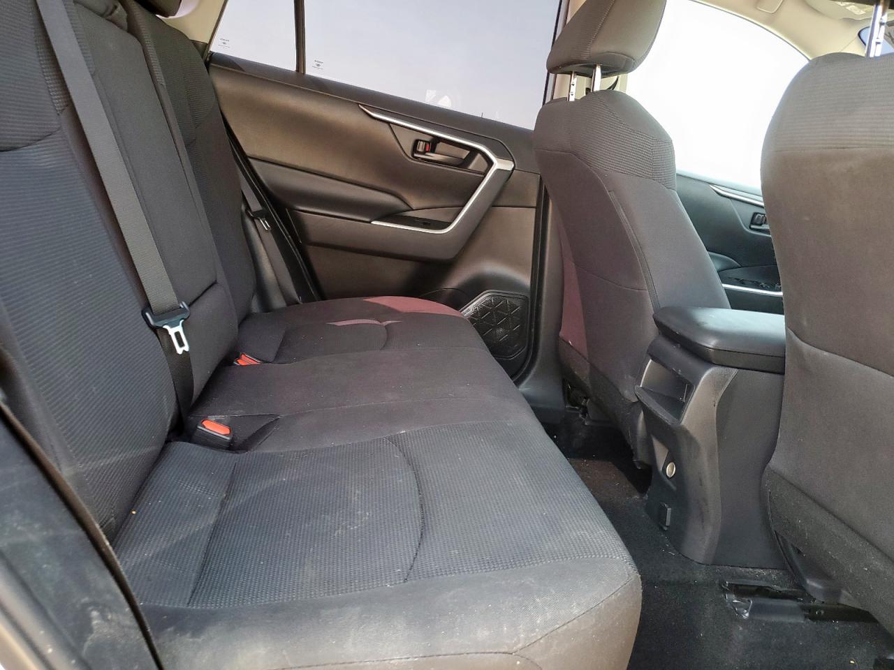 2021 Toyota Rav4 Le VIN: 2T3H1RFV3MC151442 Lot: 71919635