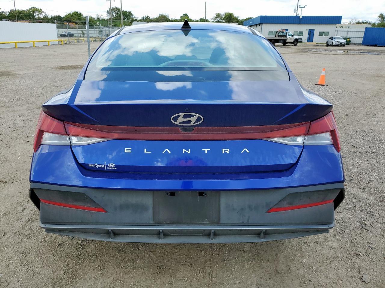 Elantra Elantra