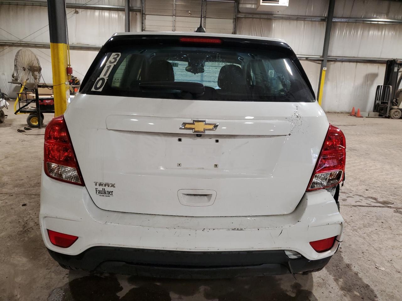 2017 Chevrolet Trax Ls VIN: KL7CJKSB9HB172898 Lot: 71839855