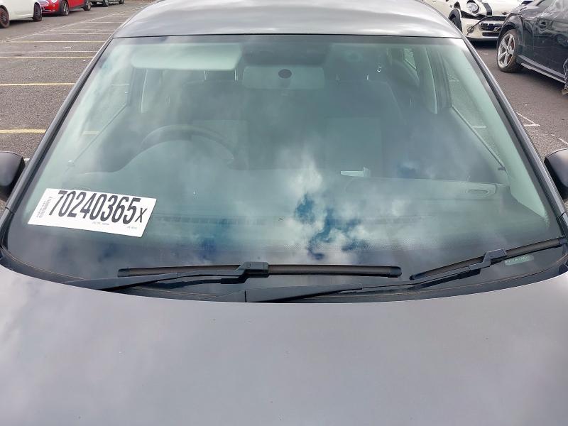 2014 VOLKSWAGEN POLO S