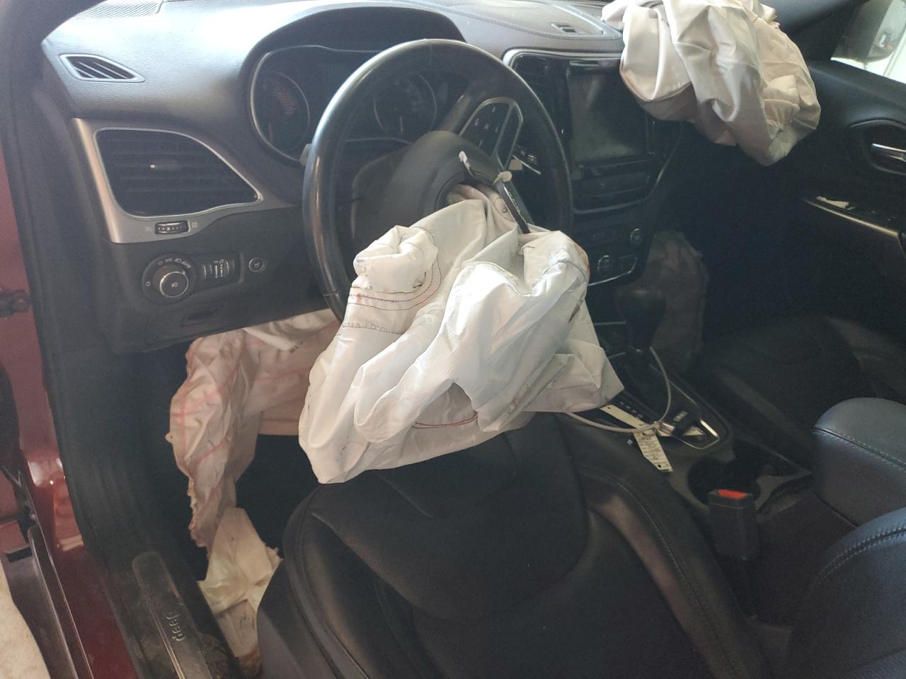 2020 Jeep Cherokee Limited VIN: 1C4PJMDN6LD584166 Lot: 81084675