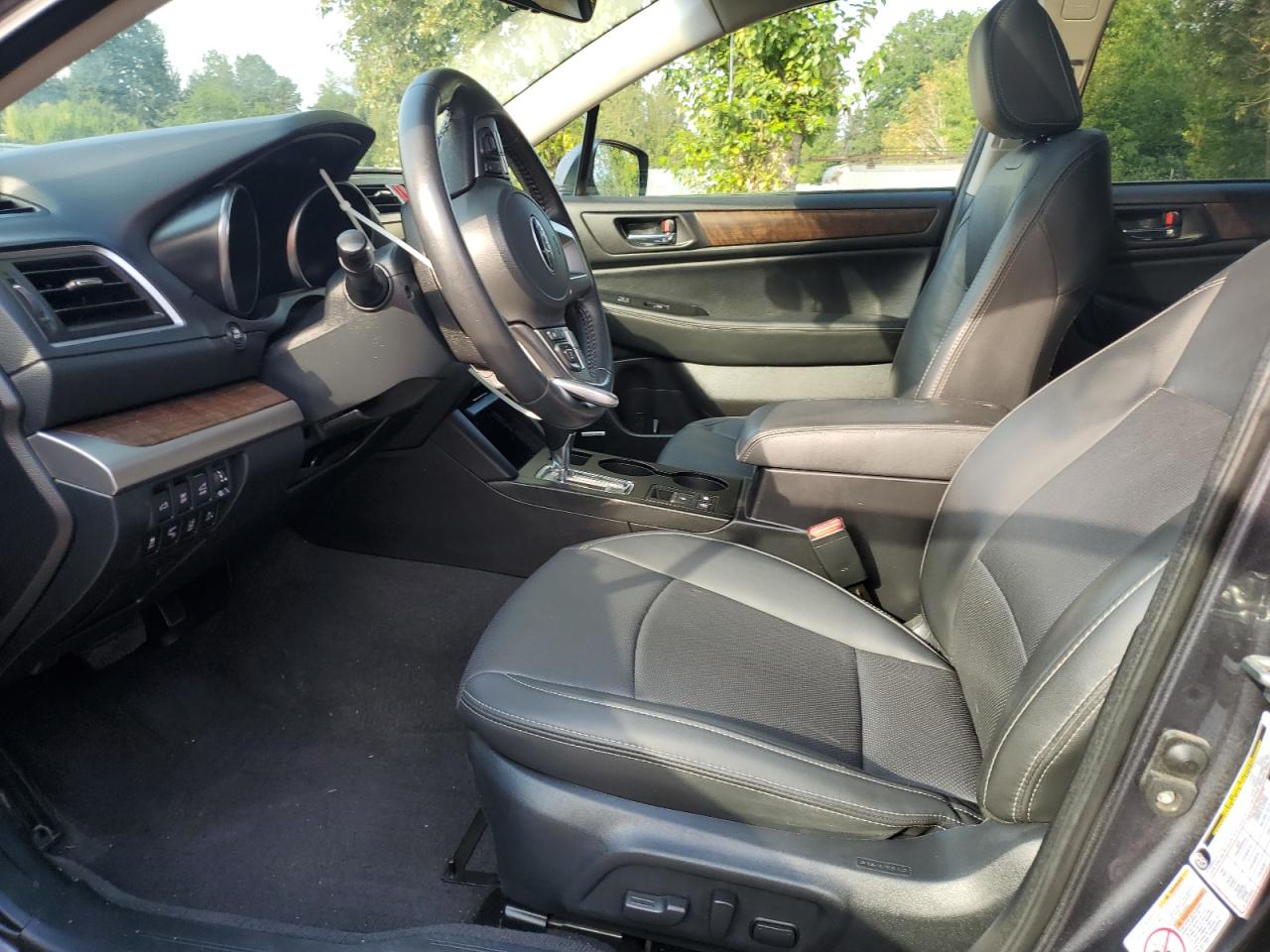 2017 Subaru Outback 2.5I Limited VIN: 4S4BSANC5H3232935 Lot: 80378805