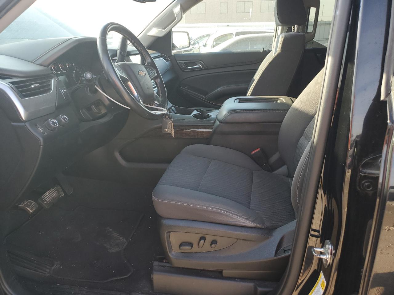 2020 Chevrolet Suburban K1500 Ls VIN: 1GNSKGKC0LR138311 Lot: 83872915