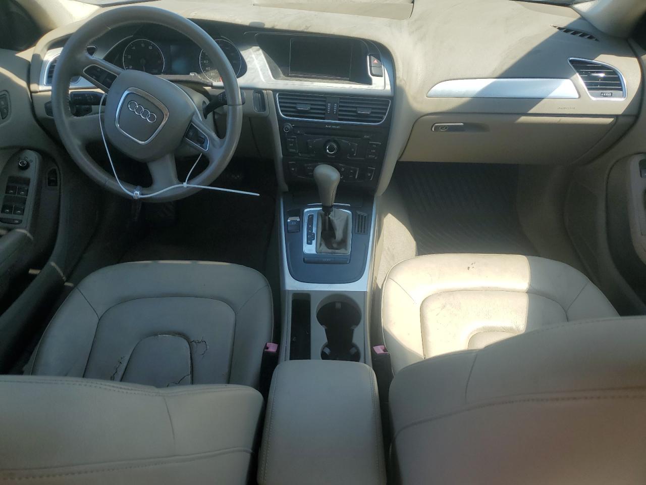 2010 Audi A4 Premium VIN: WAUAFAFL8AN070440 Lot: 71473515