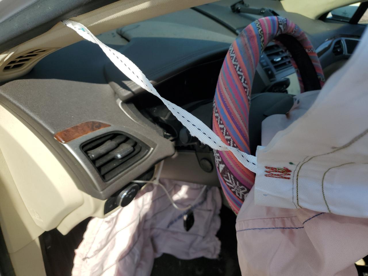 2015 Lincoln Mkz VIN: 3LN6L2J92FR610304 Lot: 80004535