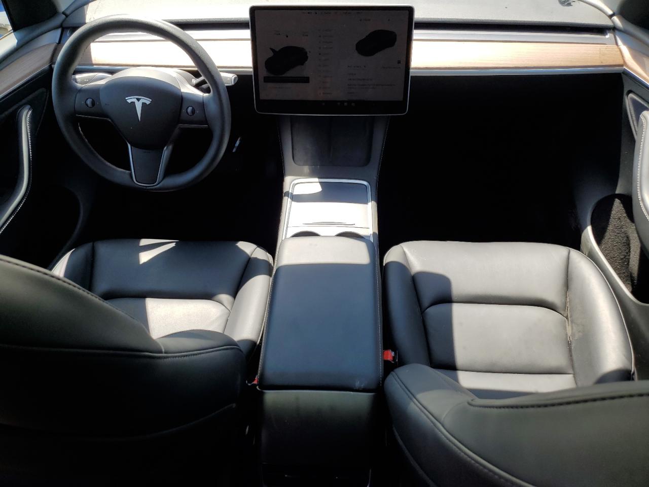 2025 Tesla Model Y VIN: 7SAYGDED6SF221160 Lot: 71631685