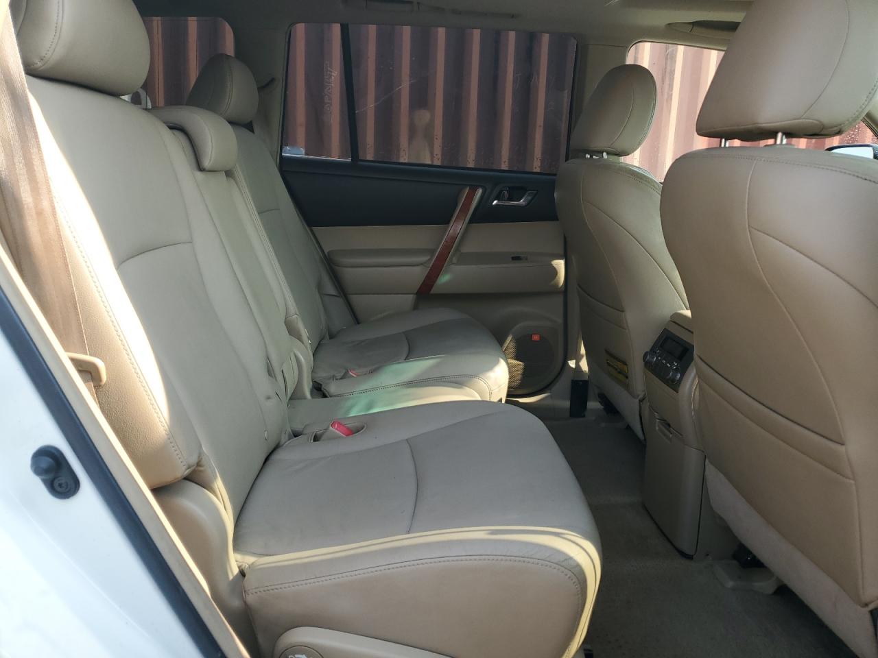 2009 Toyota Highlander Limited VIN: JTEDS42A892080962 Lot: 71506955