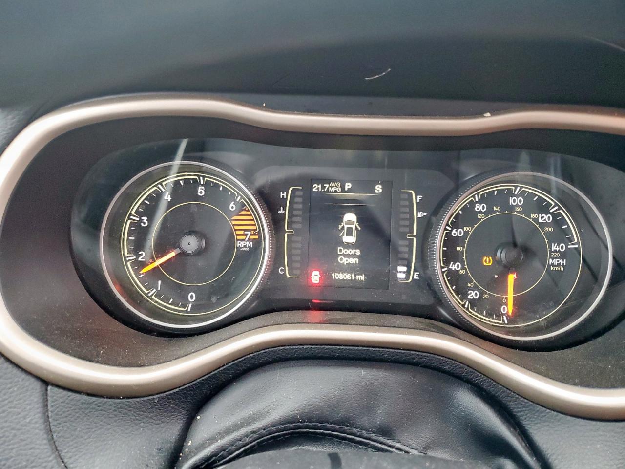 2018 Jeep Cherokee Latitude VIN: 1C4PJLCB1JD572750 Lot: 83838455