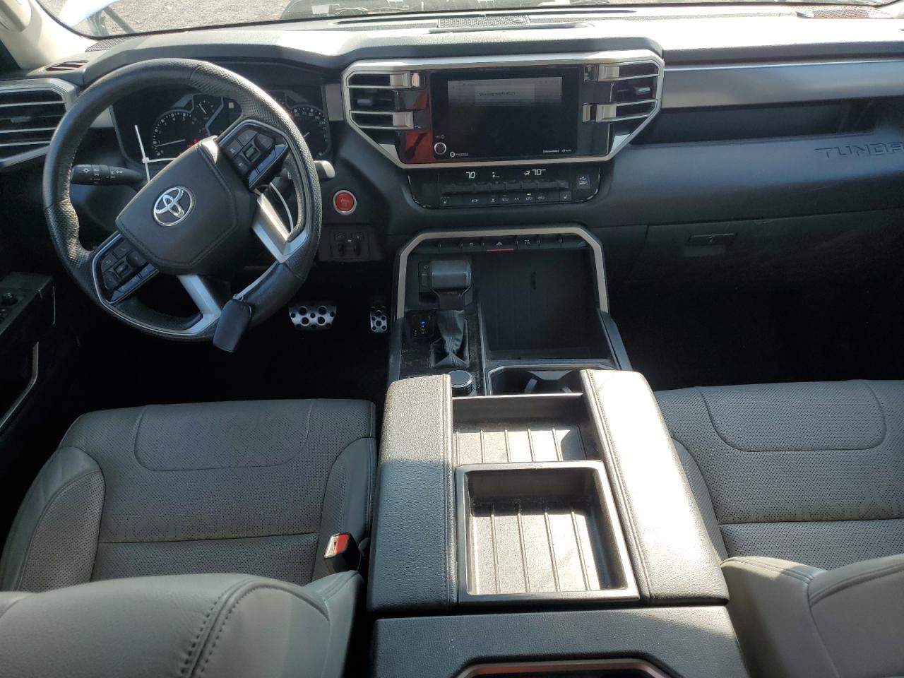 2022 Toyota Tundra Double Cab Sr VIN: 5TFLA5DA9NX015864 Lot: 82031125