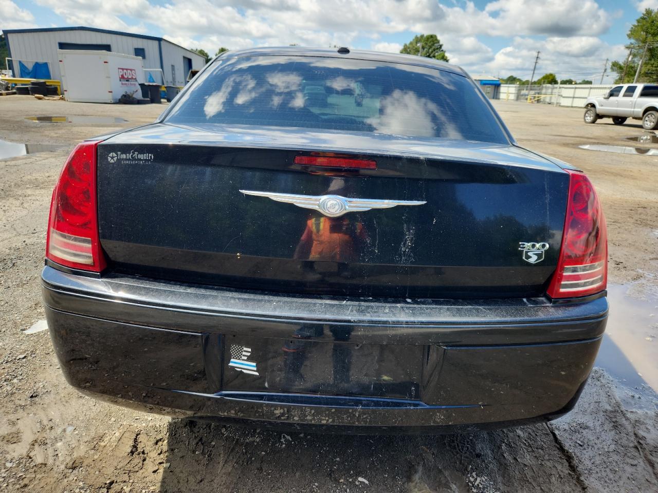 2010 Chrysler 300 S VIN: 2C3CA2CV5AH330974 Lot: 83865605