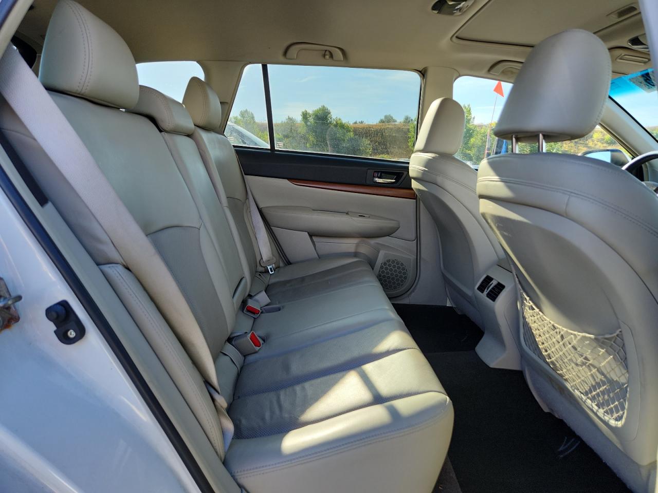 2014 Subaru Outback 2.5I Limited VIN: 4S4BRCLC6E3290882 Lot: 81485195