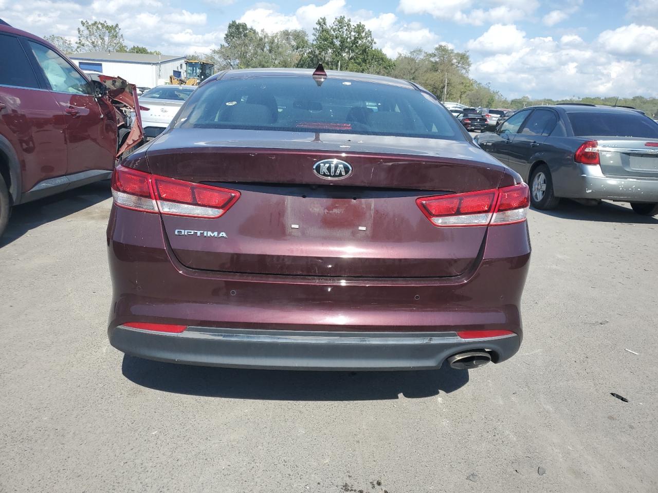 2018 Kia Optima Lx VIN: 5XXGT4L31JG265044 Lot: 71207635