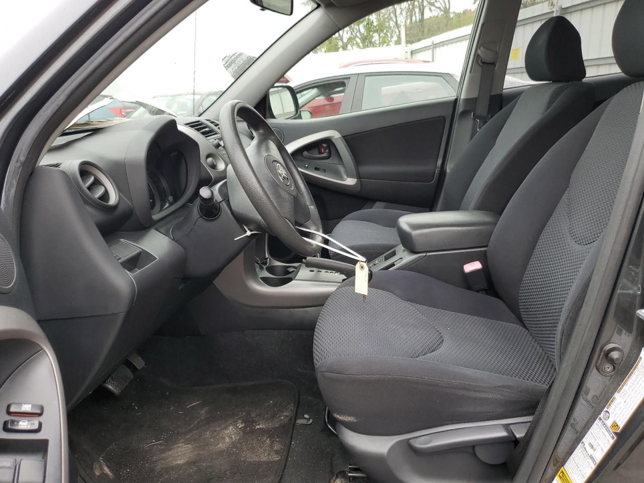 2007 Toyota Rav4 Sport VIN: JTMBD32V076044241 Lot: 81637005