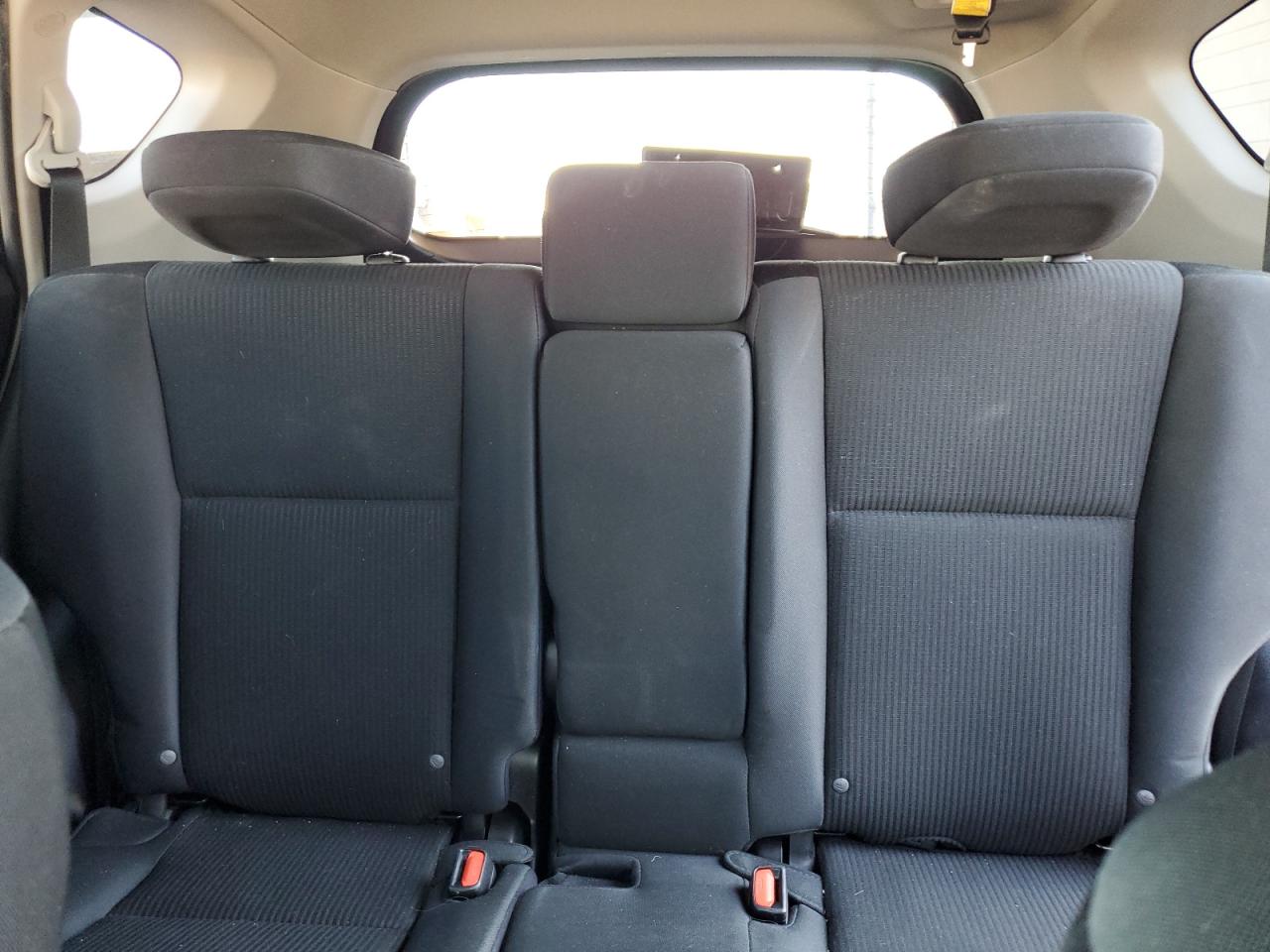 2017 Toyota Rav4 Le VIN: 2T3BFREV4HW635908 Lot: 81024955