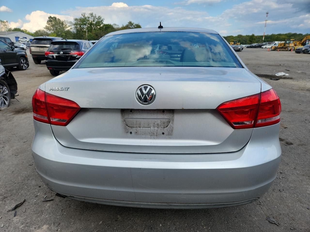 2013 Volkswagen Passat S VIN: 1VWAH7A34DC038850 Lot: 71572515