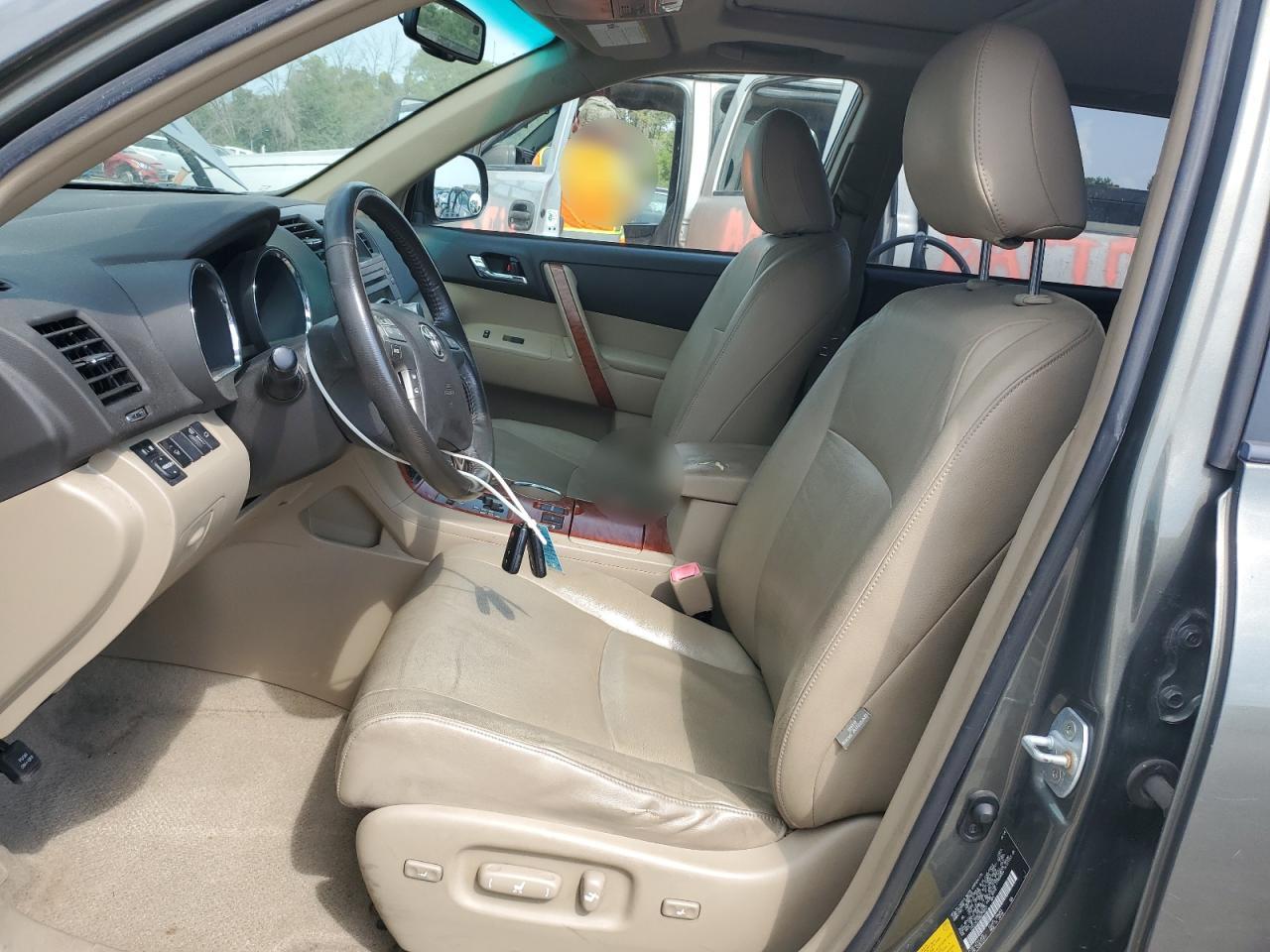 2008 Toyota Highlander Limited VIN: JTEES42A882098641 Lot: 81068525