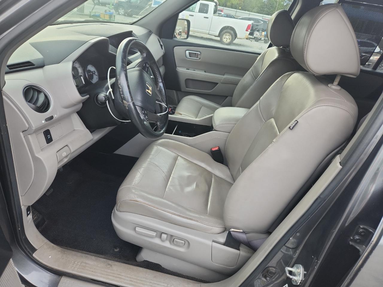 2011 Honda Pilot Exl VIN: 5FNYF3H52BB009032 Lot: 81861355