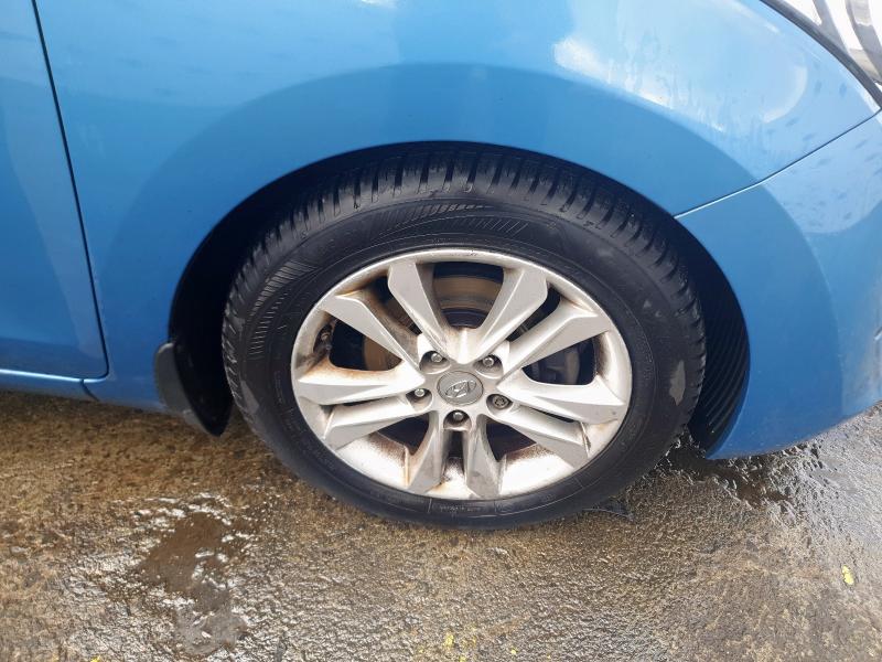 2015 HYUNDAI I30 STYLE NAV BLUE DRIVE 