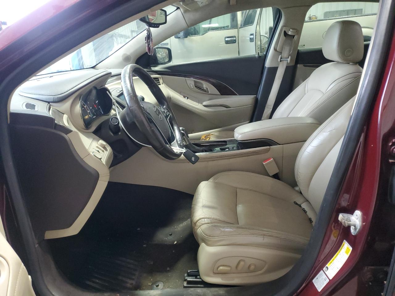 2015 Buick Lacrosse VIN: 1G4GB5G30FF247817 Lot: 84727445