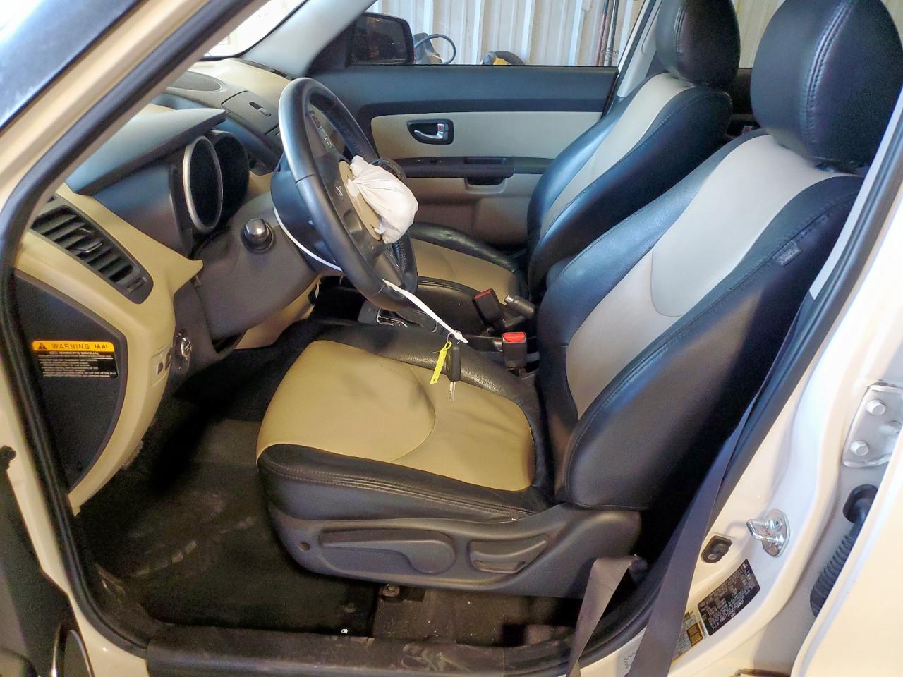 2013 Kia Soul + VIN: KNDJT2A60D7520805 Lot: 80638895