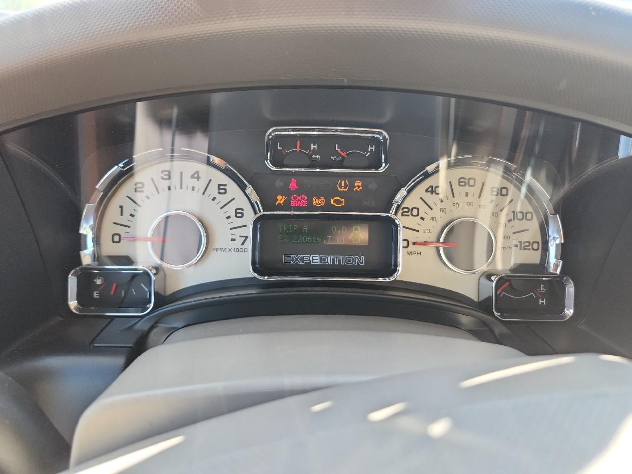 2011 Ford Expedition El Limited VIN: 1FMJK2A52BEF12395 Lot: 80884145