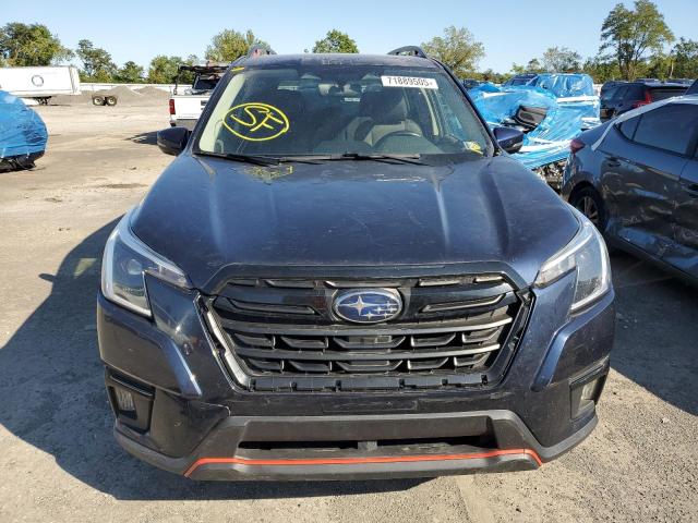  SUBARU FORESTER 2022 Granatowy